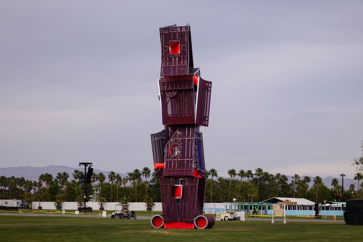 Coachella 2026 Sabine Marcelis 夕陽色迷宮藝術裝置