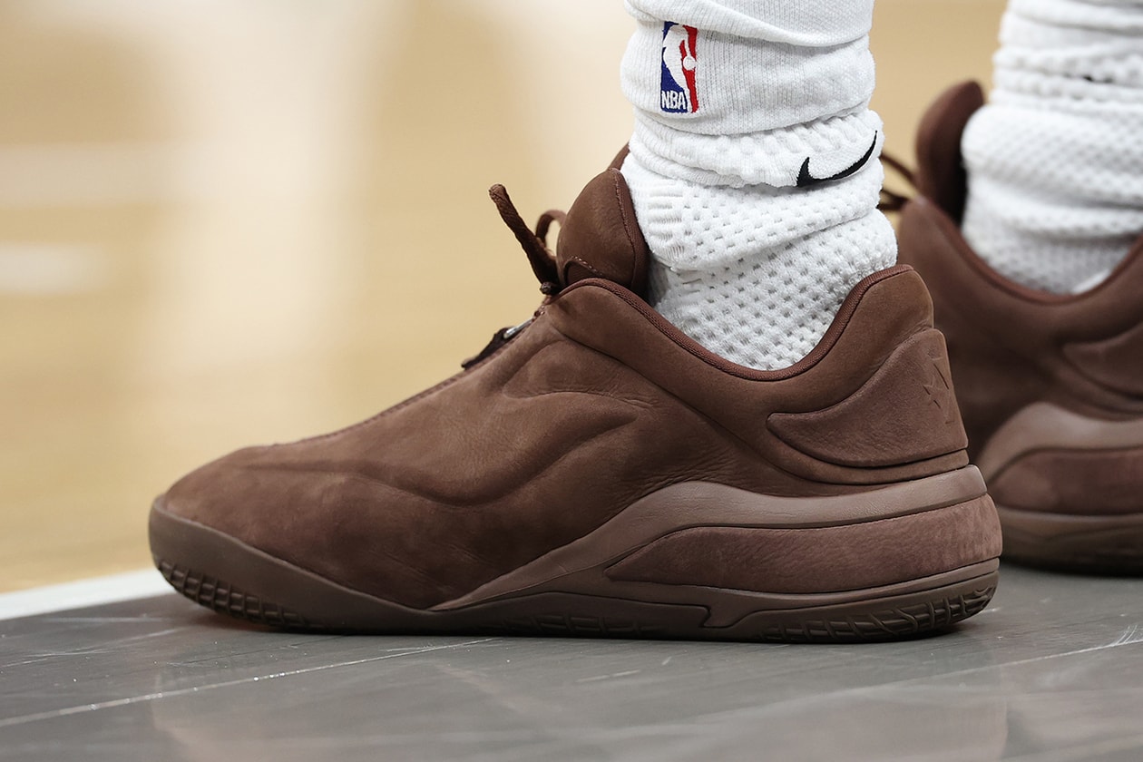 NBA and WNBA Signature Shoe List 2026 Aaron Gordon 361 AG 6 A’ja Wilson Nike A’Two Andrew Wiggins Peak AW4 Angel Reese Reebok Angel Reese 1 Anthony Edwards adidas Anthony Edwards 2 Austin Reaves Rigorer AR3 Breanna Stewart PUMA Stewie 5 Damian Lillard adidas Dame X De’Aaron Fox Under Armour Curry Fox 2 Devin Booker Nike BOOK 2 Donovan Mitchell adidas D.O.N. Issue #7 Giannis Antetokounmpo Nike Zoom Freak 8 Ja Morant Nike Ja 3 Jacy Sheldon Holo JS:01 James Harden adidas Harden Vol. 10 Jaylen Brown 741 Performance Rover Jayson Tatum Jordan Tatum 4 Jimmy Butler Li-Ning JB4 Joel Embiid Skechers SKX JE1 JuJu Watkins Nike LeBron NXXT Gen by JuJu Kawhi Leonard New Balance KAWHI V Kevin Durant Nike KD19 Klay Thompson ANTA KT 11 Kyrie Irving ANTA KAI 3 LaMelo Ball PUMA MB.05 LeBron James Nike LeBron 23 Luka Dončić Jordan Luka 5 Nikola Jokić 361 Joker 2 Sabrina Ionescu Nike Sabrina 4 Scoot Henderson PUMA Scoot Zeros III Shai Gilgeous-Alexander Converse SHAI 001 Lux Stephen Curry Under Armour Curry 13 Tyrese Haliburton PUMA Hali 1