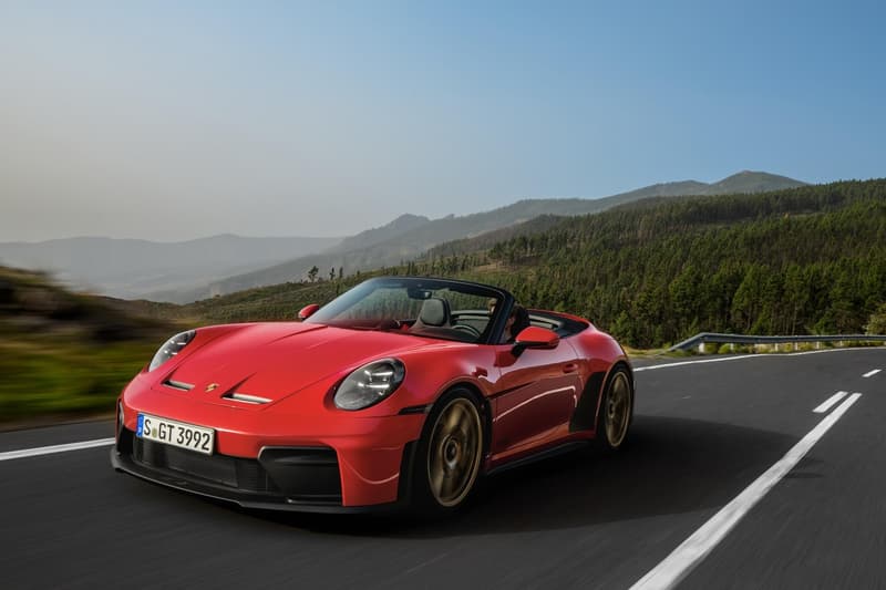Porsche 911 GT3 S/C Cabriolet Details and Features S/T speedster convertible red gold grey pyro red graphics gt3 rs
