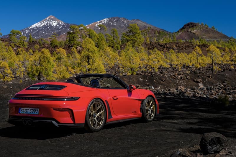 Porsche 911 GT3 S/C Cabriolet Details and Features S/T speedster convertible red gold grey pyro red graphics gt3 rs