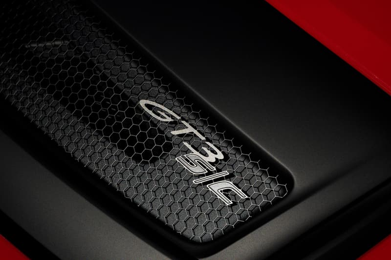 Porsche 911 GT3 S/C Cabriolet Details and Features S/T speedster convertible red gold grey pyro red graphics gt3 rs