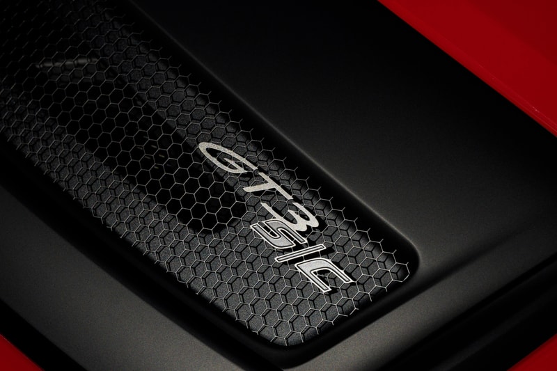 Porsche 911 GT3 S/C Cabriolet Details and Features S/T speedster convertible red gold grey pyro red graphics gt3 rs