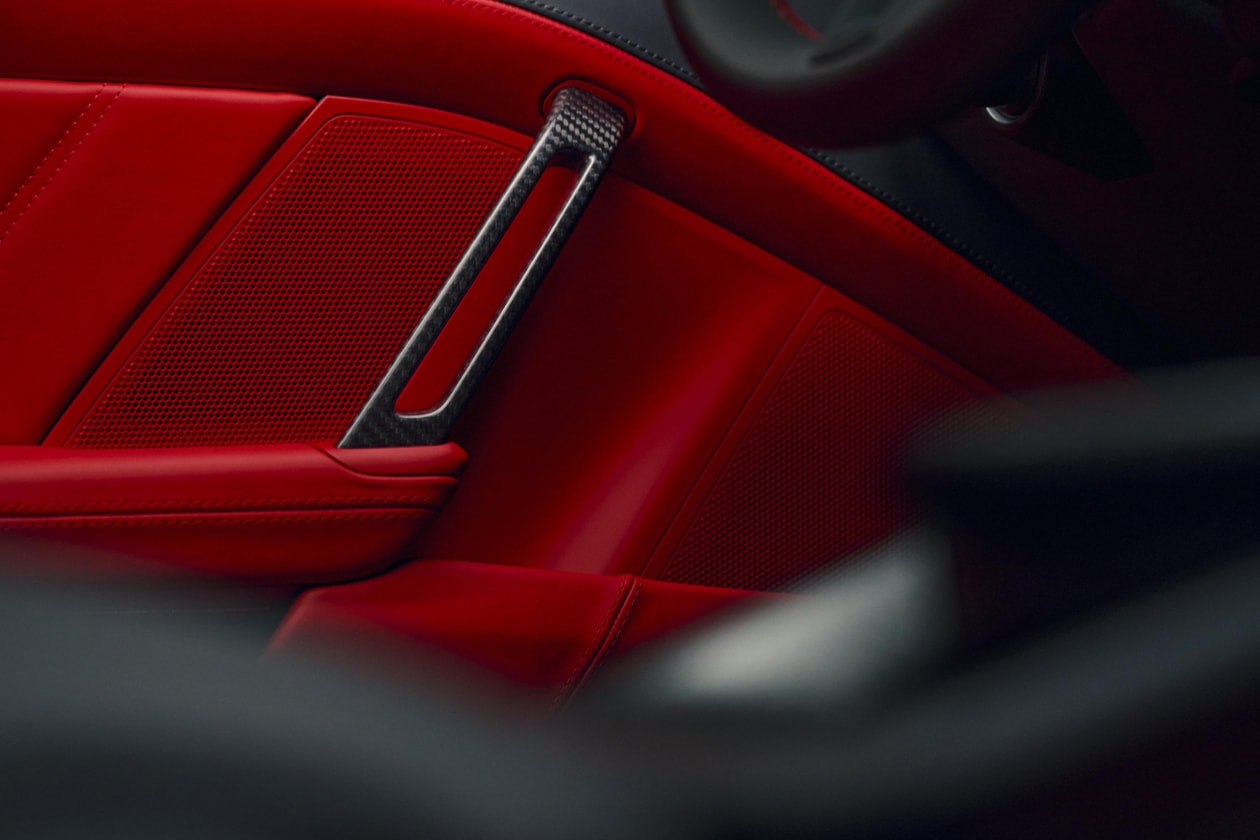 Porsche 911 GT3 S/C Cabriolet Details and Features S/T speedster convertible red gold grey pyro red graphics gt3 rs