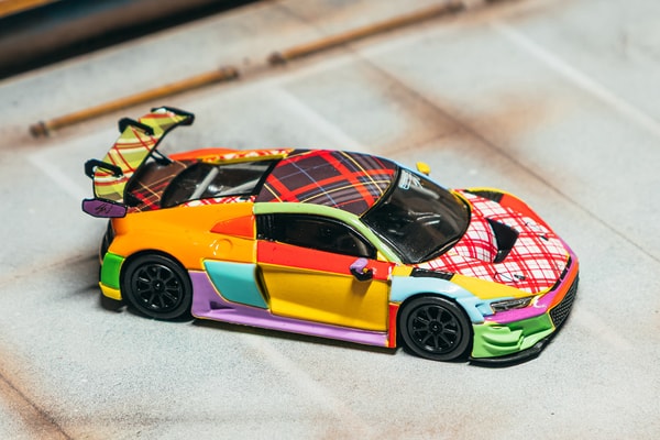 Sean Wotherspoon Tarmac Works Collaboration collection art car apparel trading card Release Info