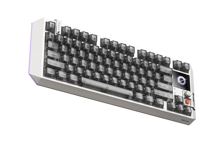 MelGeek’s Centauri80 Hall Effect Gaming Keyboard Integrates a Retina-Grade OLED Touchscreen