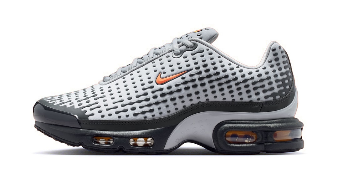Nike Adds a Fiery "Hot Curry" Accent to the Air Max Plus VII "Smoke Grey"