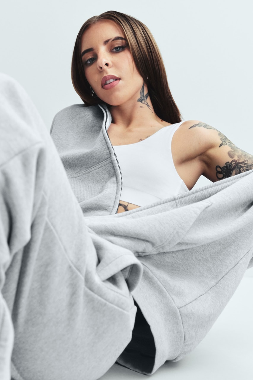 Gap Is a Real Music Fan young miko katseye denim ad campaign visual leon thomas zac posen sombr custom grammys playlist sandy liang harlem fashion council sushi club collab awake hoodie drop interview coachella hoodie house custom