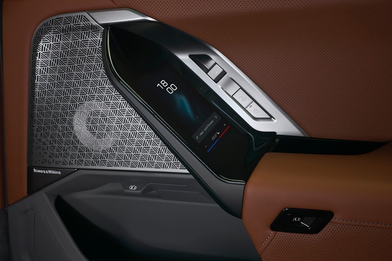 BMW Introduces Neue Klasse 7-Series Luxury Limousine 7-er