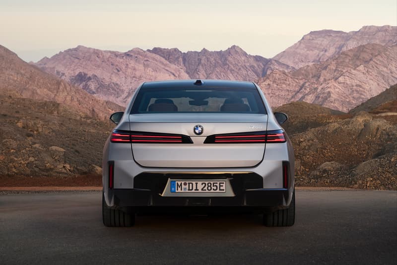 BMW Introduces Neue Klasse 7-Series Luxury Limousine 7-er