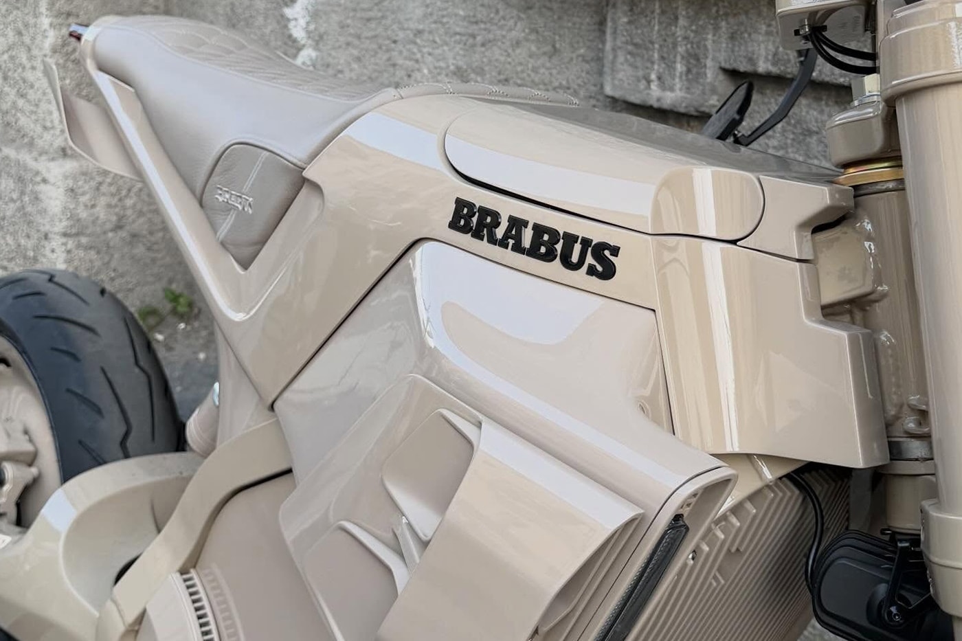 Hiroshi Fujiwara Unveils Extremely Rare "Desert Sand" Brabus x DAB Motors Urban E