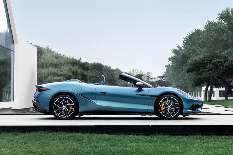 BYD Denza Z Convertible in Fiorentine green with soft-top roof as a 1000hp electric grand tourer