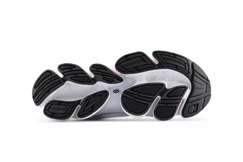 New Balance Prepares the 2000 ABZORB Silhouette in "White/Pink Heat" U20007MM