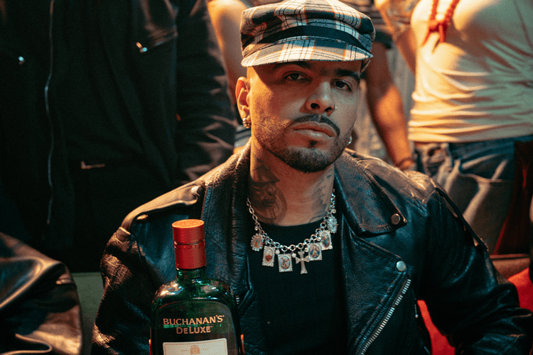 Rauw Alejandro’s “Dando Vueltas” Premiere Blends Music, Fútbol and Community in New York City