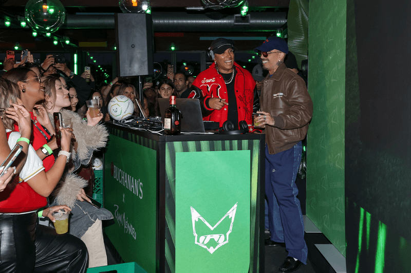 Rauw Alejandro Dando Vueltas Premiere New York City buchanan's whisky collaboration music video