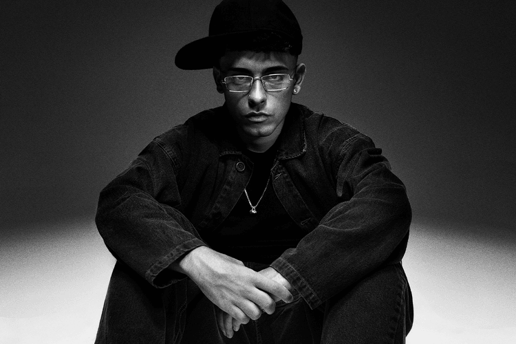 Trueno Wants You on the Dance Floor Listening to 'TURR4ZO'