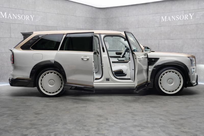 Mansory Zeekr 9X widebody SUV in white and bronze with carbon fiber bodywork at Auto China 2026