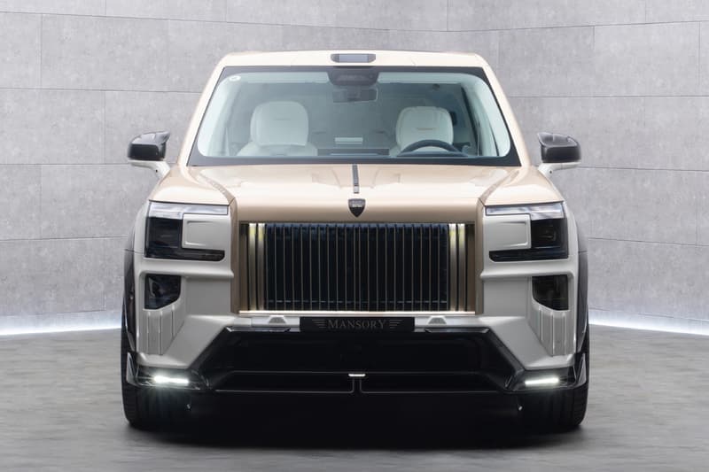 Mansory Zeekr 9X widebody SUV in white and bronze with carbon fiber bodywork at Auto China 2026
