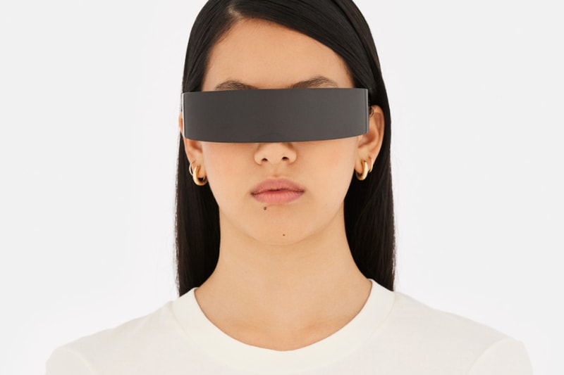 MM6 Maison Margiela がオールブラックの新作アイウェア Lunettes 6 Noires を発表