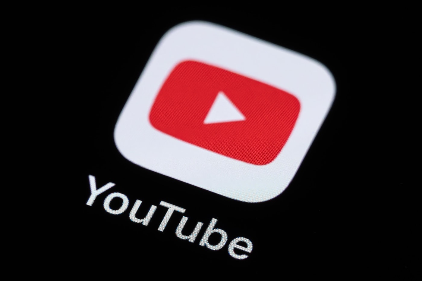 YouTube picture-in-picture on a mobile screen during global rollout