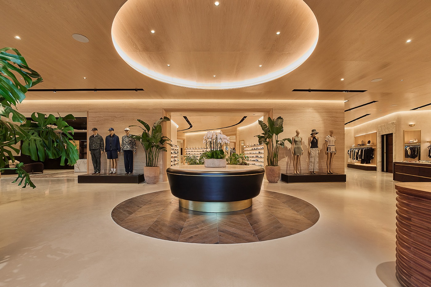 Kith West Hollywood Reopens With a New Design, "Ronnie’s Pronto," and an Exclusive New Balance Drop 990v3, 990v4, 992, and 993