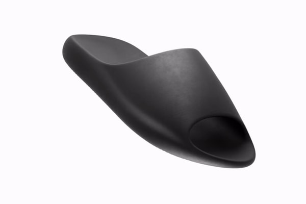 YZY Unveils the New YS-02 Slide in Stealthy Black kanye west