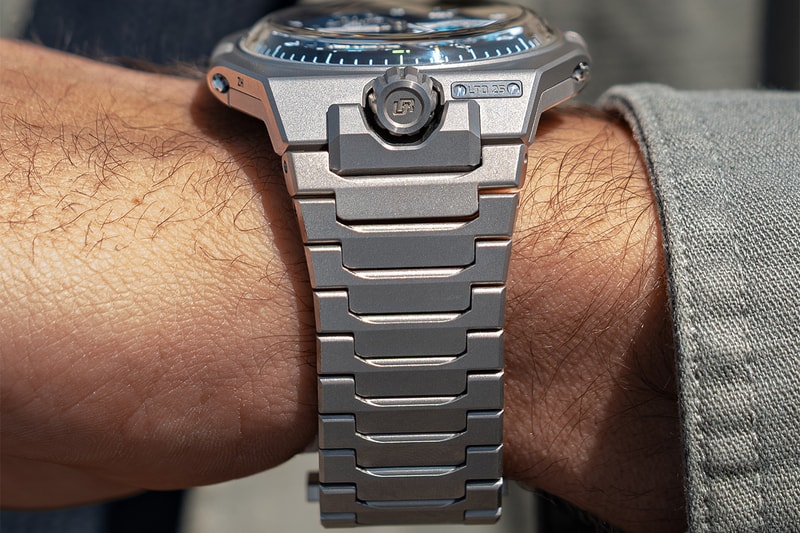 URWERK UR-10 SpaceMeter Blue Release Info