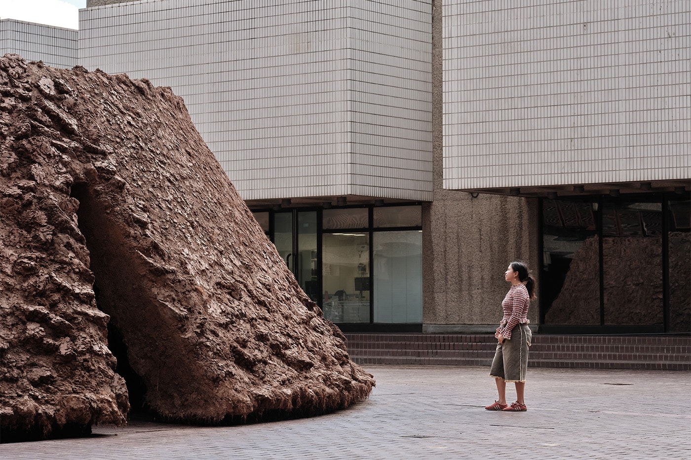 Delcy Morelos “origo” Sculpture Installation Barbican London