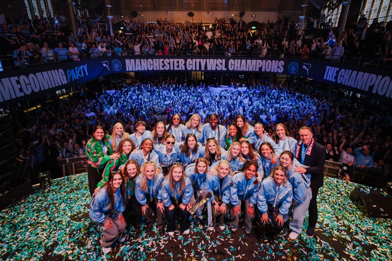 manchester city women puma super league homecoming victory trophy lift event celebration alex greenwood khadija shaw Ayaka Yamashita Andrée Jeglertz albert hall decade title