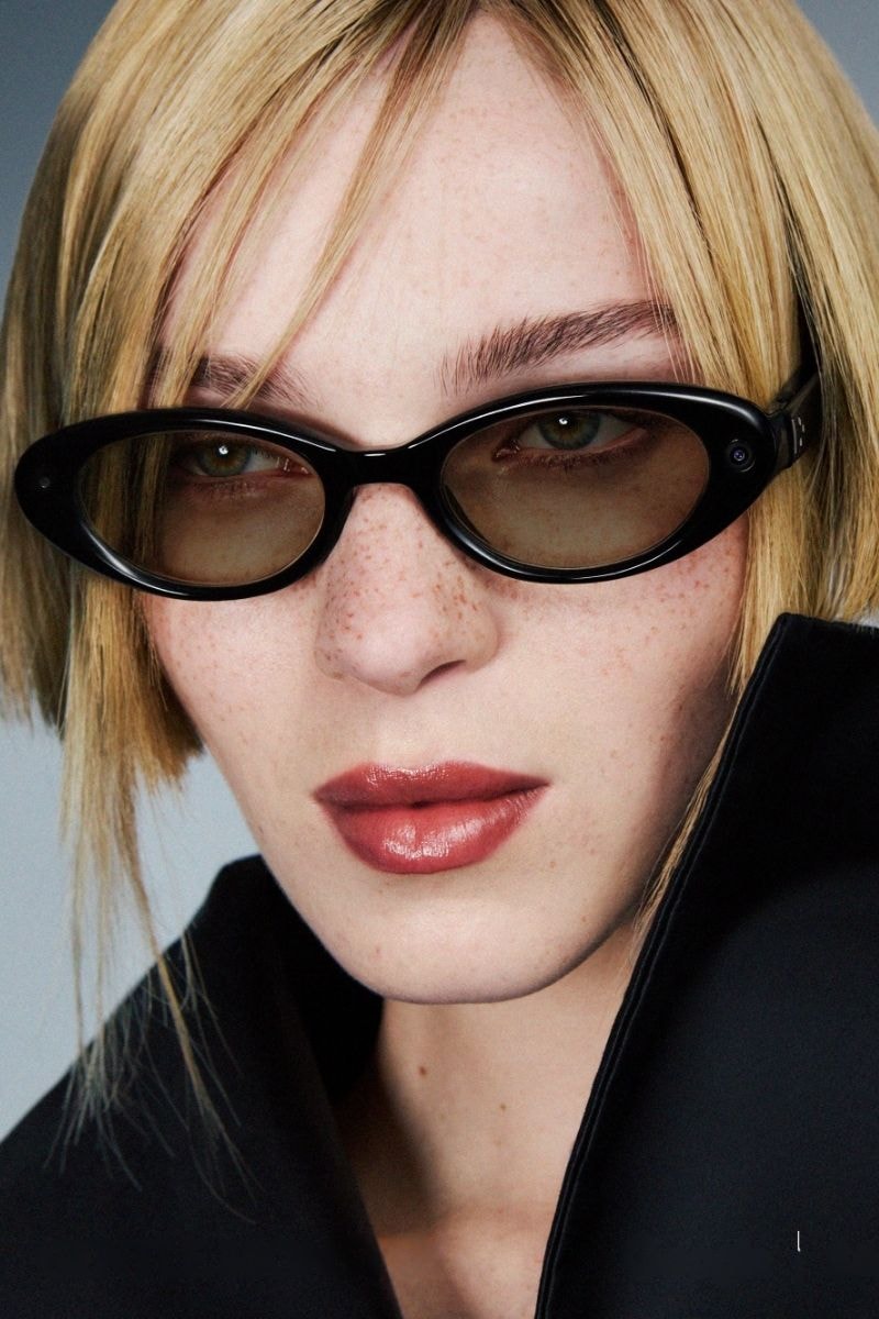 Google Samsung Gentle Monster Intelligent Eyewear Partnership Info Gemini AI Carlijn Jacobs