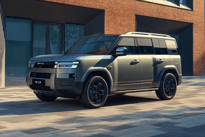 BYD Ti7 seven-seat plug-in hybrid SUV for the UK market
