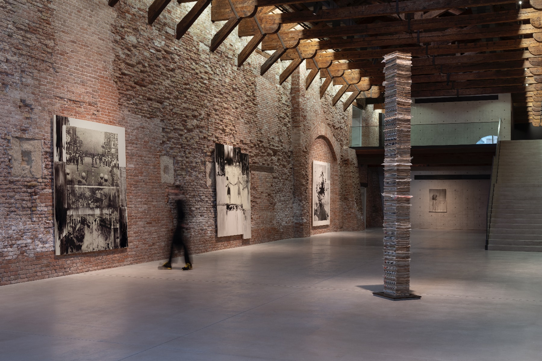 Lorna Simpson 'Third Person' Venice Exhibition Art Artworks Source Notes Punta della Dogana
