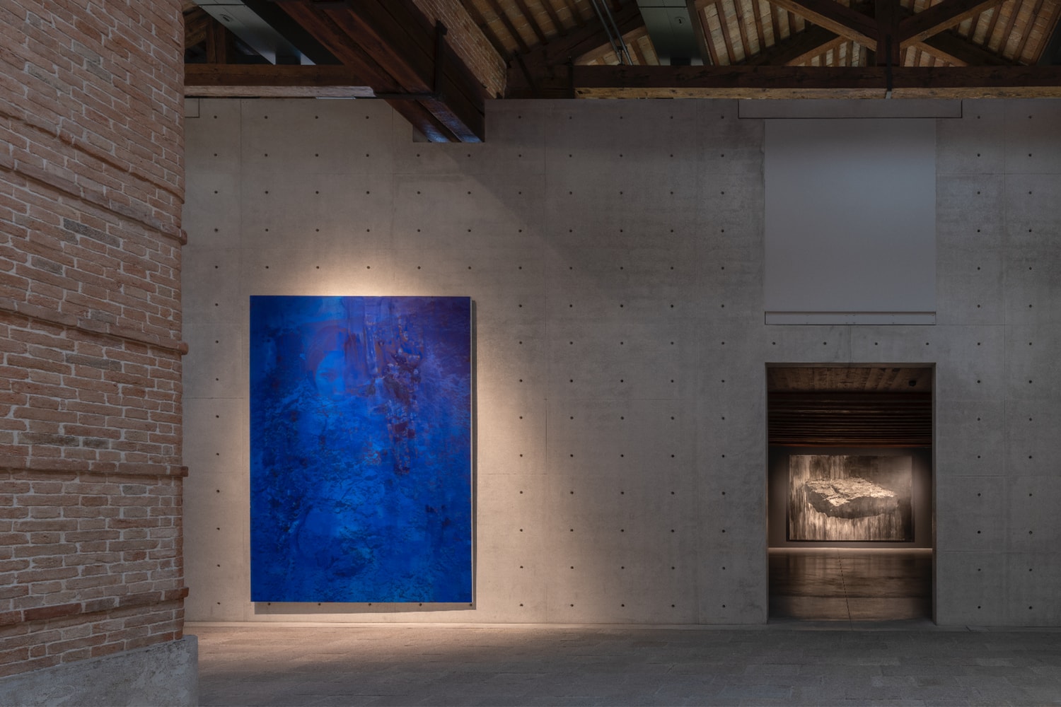 Lorna Simpson 'Third Person' Venice Exhibition Art Artworks Source Notes Punta della Dogana
