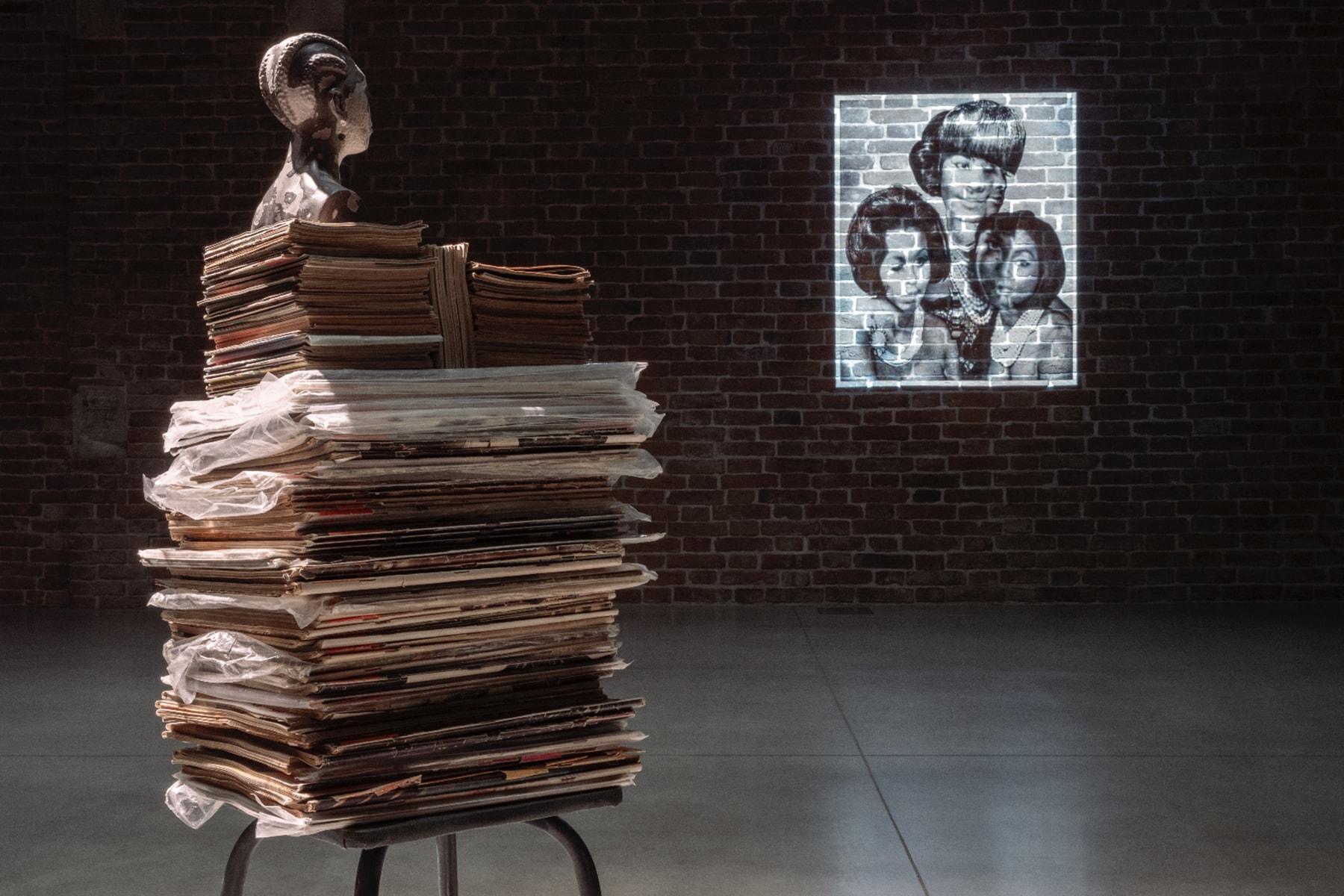 Lorna Simpson 'Third Person' Venice Exhibition Art Artworks Source Notes Punta della Dogana