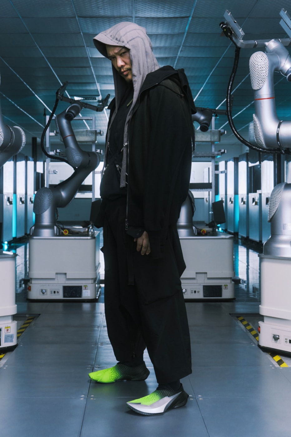 ACRONYM aliveform 3d printed shoe the Blade Release Info