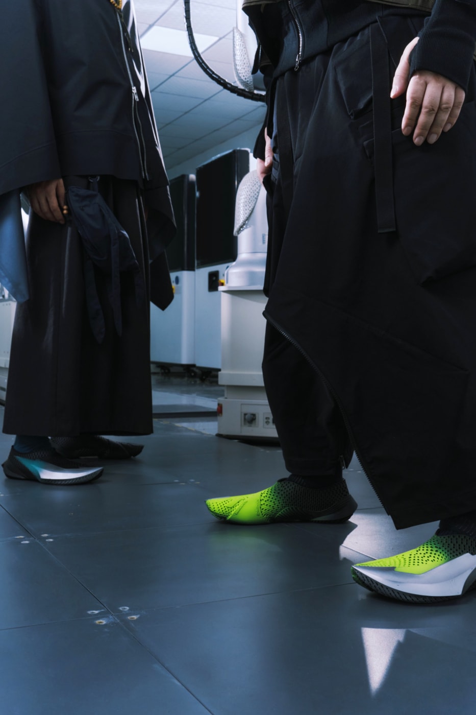 ACRONYM aliveform 3d printed shoe the Blade Release Info