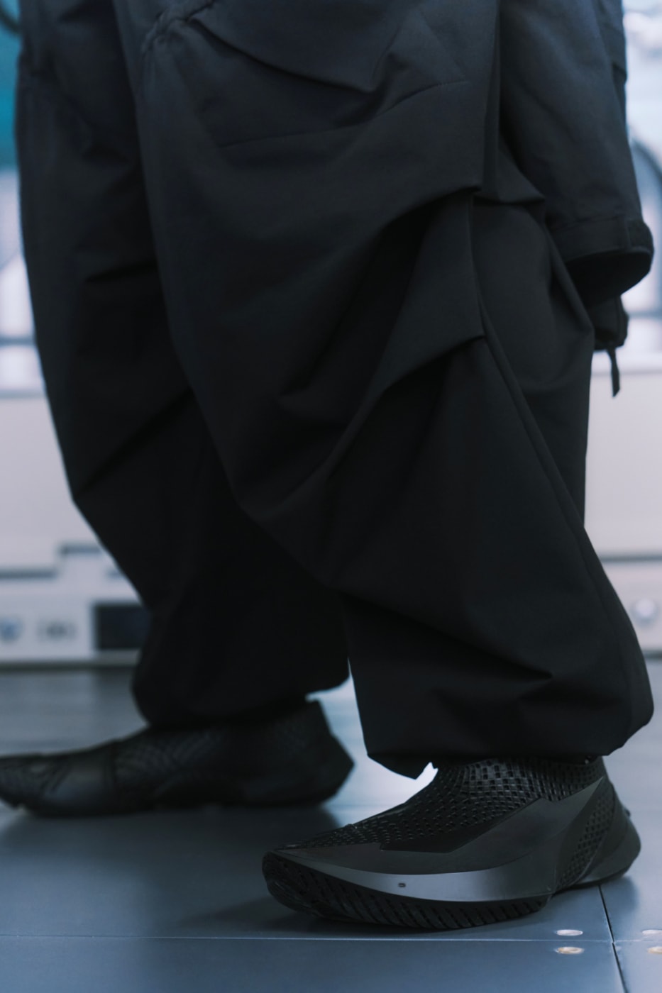 ACRONYM aliveform 3d printed shoe the Blade Release Info