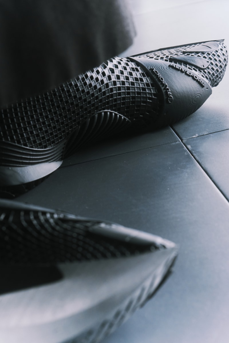 ACRONYM aliveform 3d printed shoe the Blade Release Info
