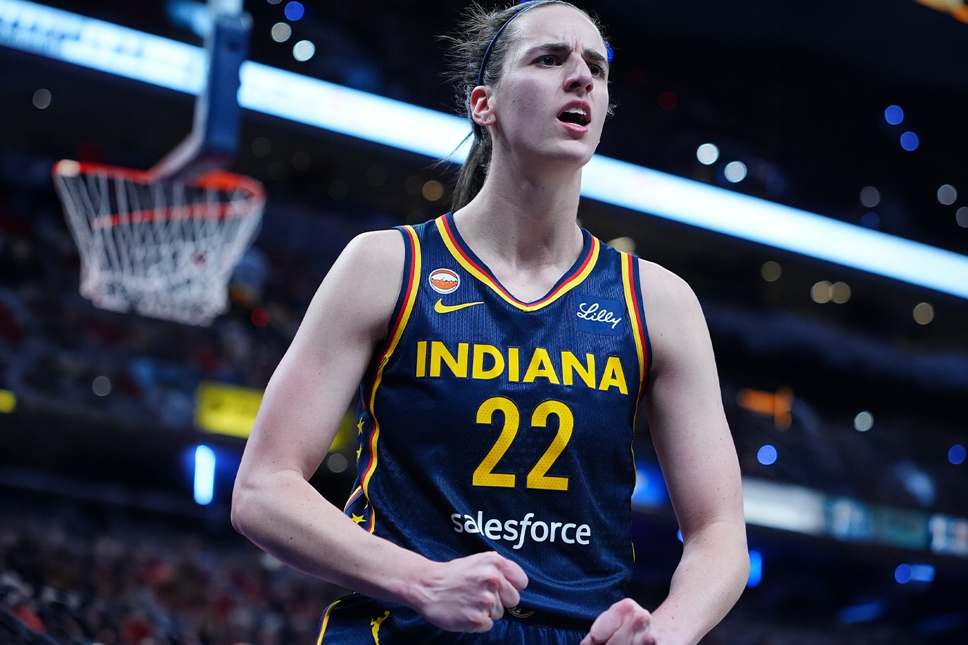 Caitlin Clark Ranks No. 2 in Overall U.S. Basketball Jersey Sales surpassing lebron james behind steph curry 
