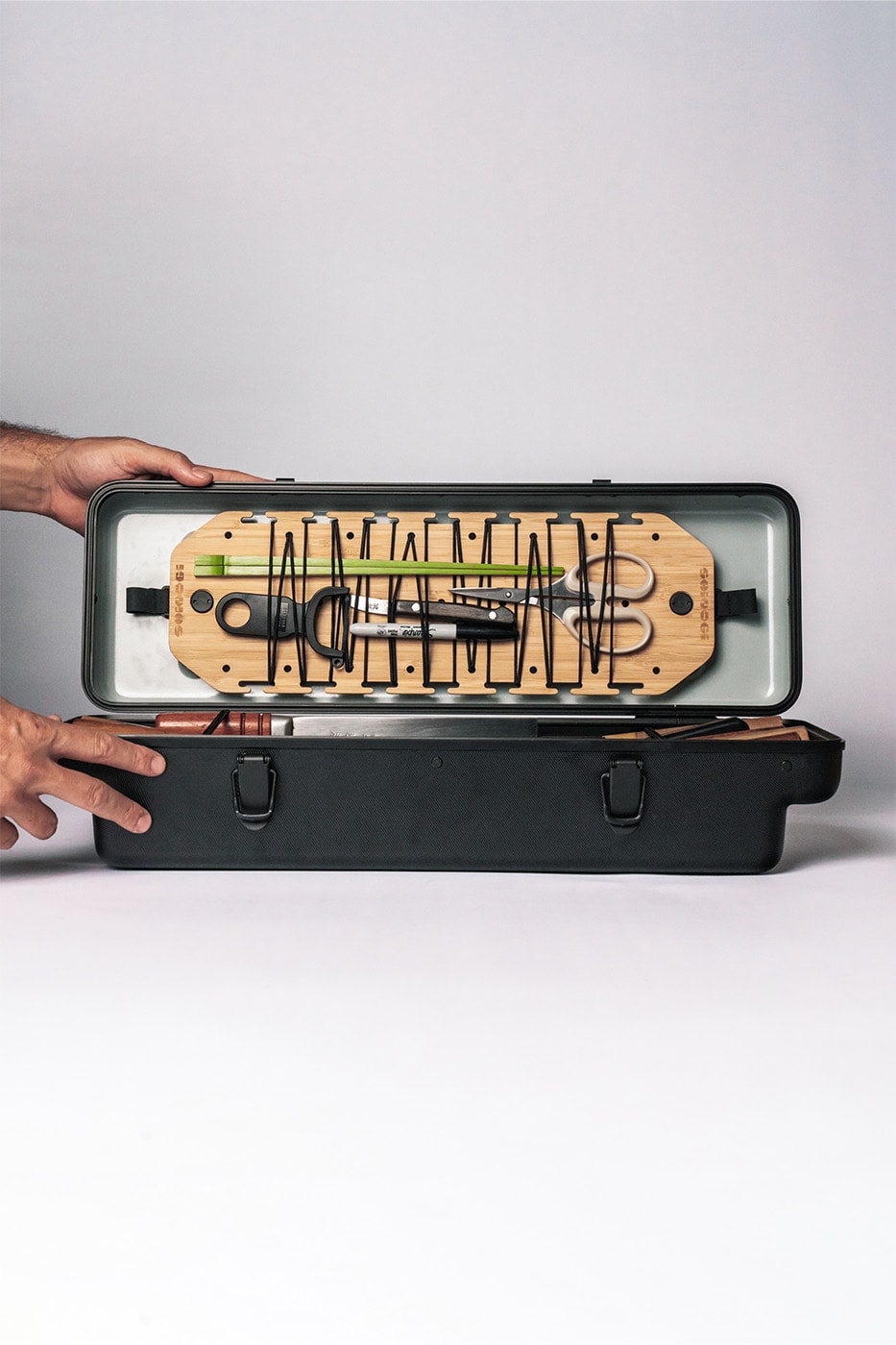 matt abergel Shinogi Case 15-25 Knife Storage System Release Info