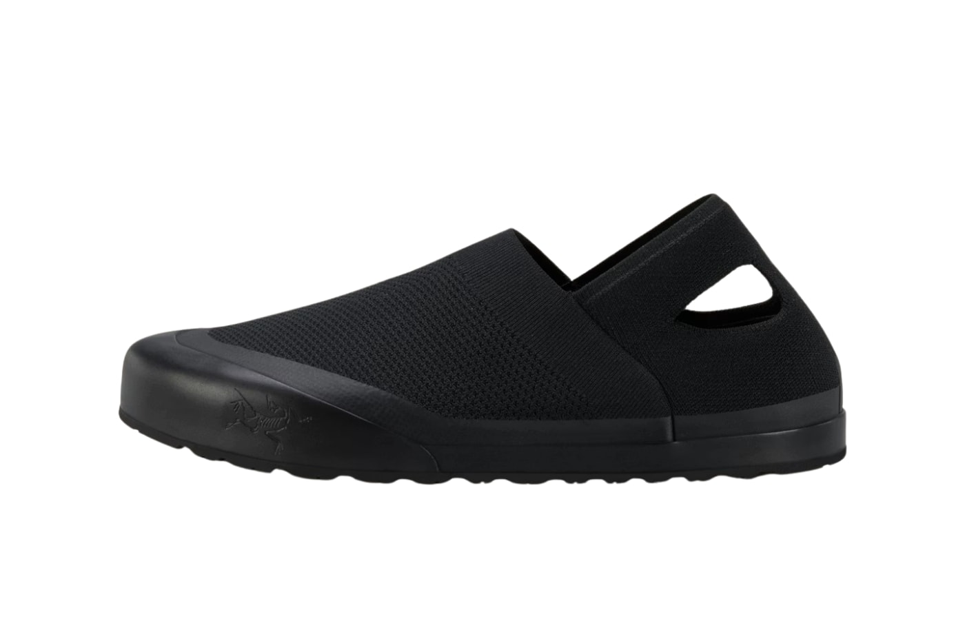 Arc'teryx Kragg Aura Mules Release Info Black Sapphire Habitat Sea Salt Vibram Megagrip