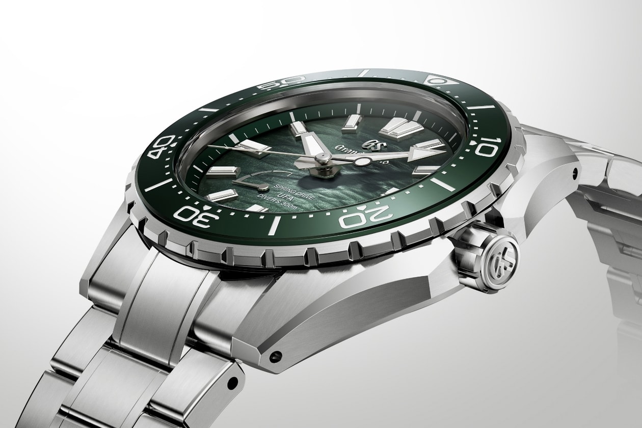 Grand Seiko Spring Drive U.F.A. Ushio 300 Diver Info SLGB023 Ushio Blue SLGB025 Ushio Green