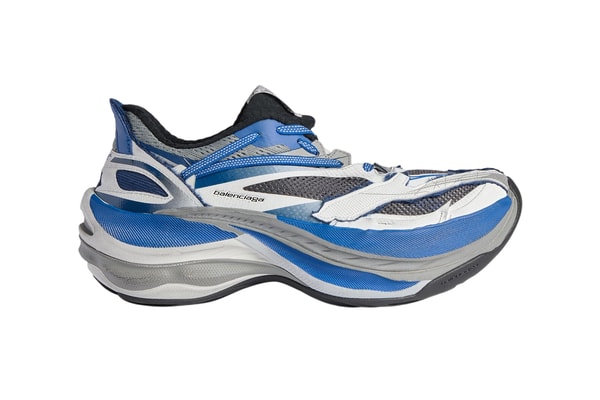 Balenciaga Jet Sneaker Pierpaolo Piccioli  “Eggshell/Lime” “White/Blue/Black” “Eggshell” “Black” “Light Blue/Lilac/Lime” “Eggshell/Strawberry Pink” “Eggshell” “Black”