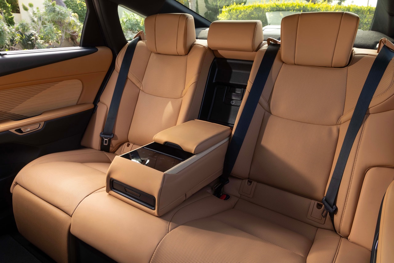 Lexus ES 350e Luxury Executive Reclining seat rolls royce phantom