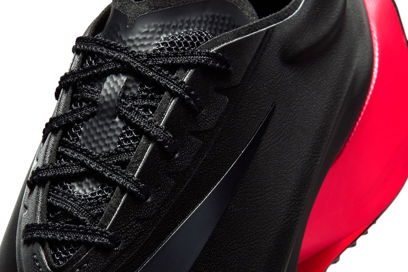 Nike First Sight Noir "Black/Bright Crimson" Black/Bright Crimson-Metallic Dark Grey HQ2409-004