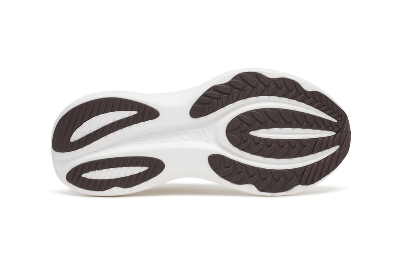 Saucony Triumph 24  S100997-1019 Quartz/Anchor S100999-1019 Ivory/Eggshell Release info