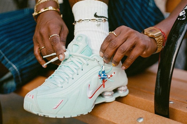 Nike Shox R4 "Puerto Rico" Glacier Blue/University Red-Metallic Silver-White IQ1867-474