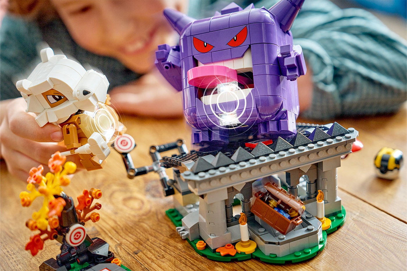 LEGO and Pokémon Unveil Interactive SMART Play Sets pikachu charizard mew mewtwo LEGO and Pokémon Unveil 12 New SMART Play Sets Featuring Motion-Controlled Battle Technology
