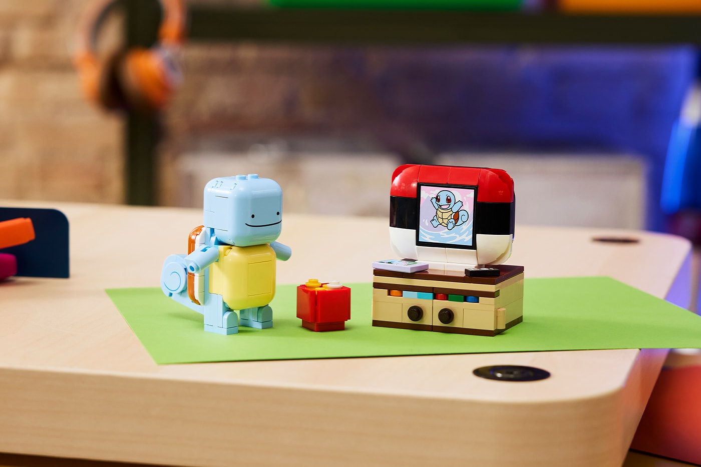 LEGO and Pokémon Unveil Interactive SMART Play Sets pikachu charizard mew mewtwo LEGO and Pokémon Unveil 12 New SMART Play Sets Featuring Motion-Controlled Battle Technology