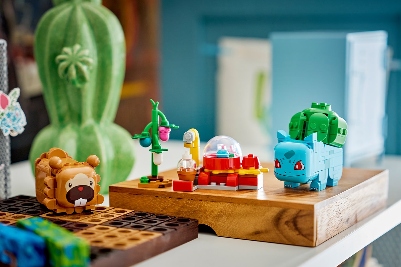 LEGO and Pokémon Unveil Interactive SMART Play Sets pikachu charizard mew mewtwo LEGO and Pokémon Unveil 12 New SMART Play Sets Featuring Motion-Controlled Battle Technology