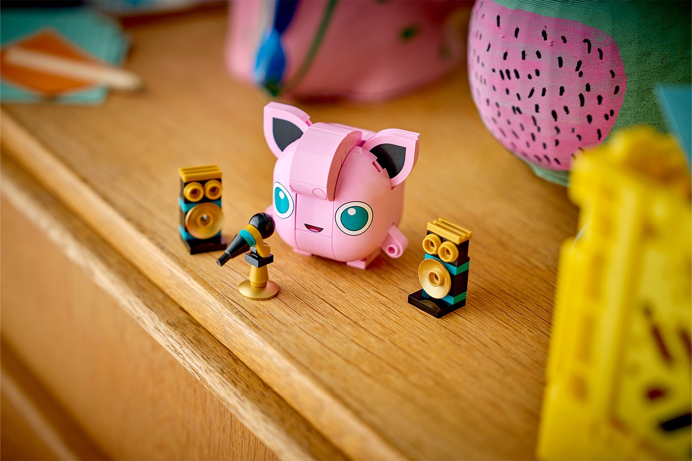 LEGO and Pokémon Unveil Interactive SMART Play Sets pikachu charizard mew mewtwo LEGO and Pokémon Unveil 12 New SMART Play Sets Featuring Motion-Controlled Battle Technology